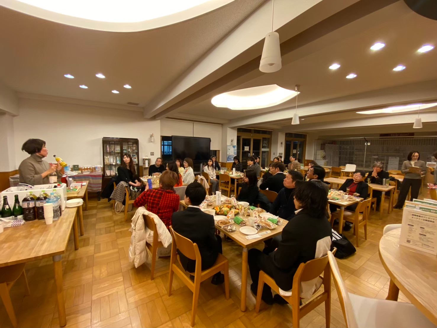 NKP定例会_news_TOP画像_2025.1.23_懇親会の様子